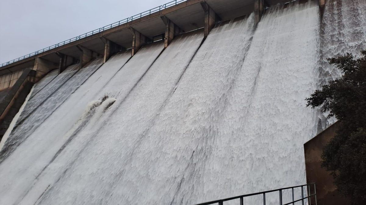 Castilla-La Mancha envía un Es-Alert a los ribereños del río Bullaque: la presa de Torre de Abraham está soltando agua