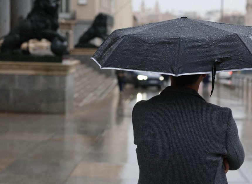 La borrasca Leonardo se despide este viernes, pero las lluvias continuarán durante el fin de semana