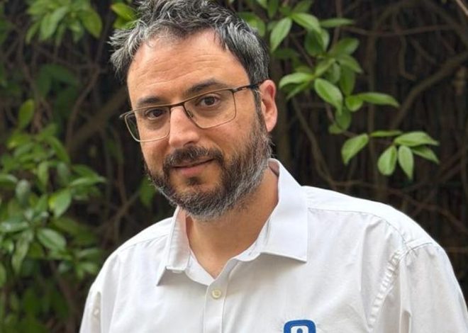 Eduardo cede a la Administración su herramienta para delatar vertidos ilegales: «Le dedico todo mi tiempo libre»