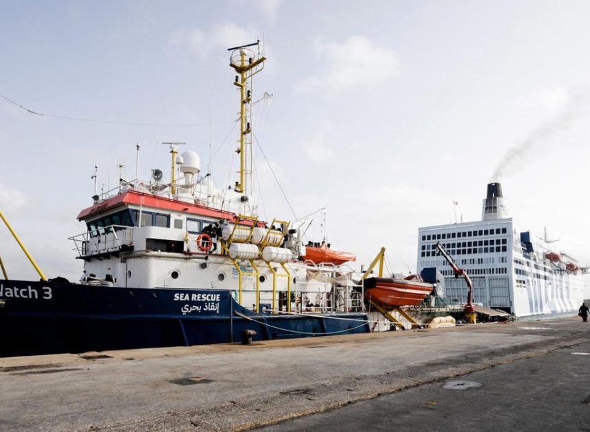 Meloni endurece la política migratoria con bloqueos navales y expulsiones rápidas a terceros países