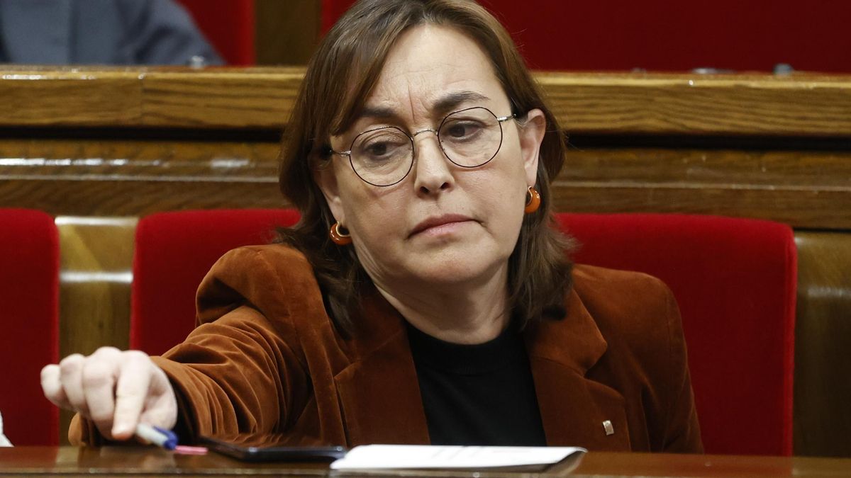 El Parlament vuelve a pedir la dimisión de la consellera Paneque por la «mala gestión» de la crisis en Rodalies