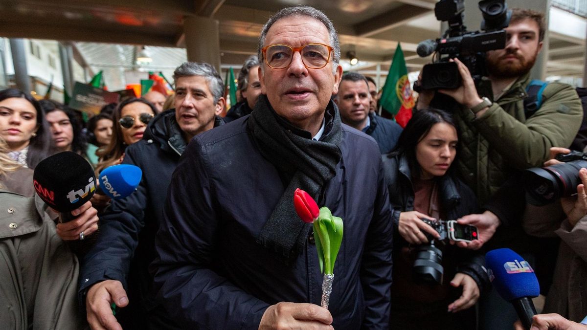 Cordón sanitario a la extrema derecha en Portugal: figuras de la derecha apoyan al candidato socialista en las presidenciales