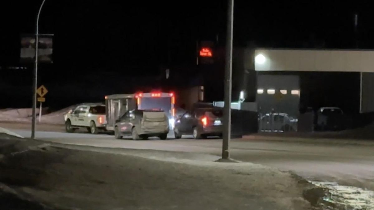 Diez muertos tras un tiroteo en un escuela de secundaria en el oeste de Canadá