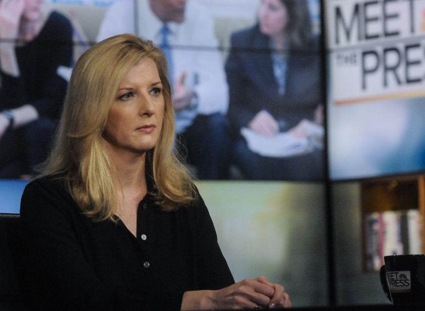 Kathy Ruemmler, abogada principal de Goldman Sachs, renuncia tras revelarse sus vínculos estrechos con Jeffrey Epstein