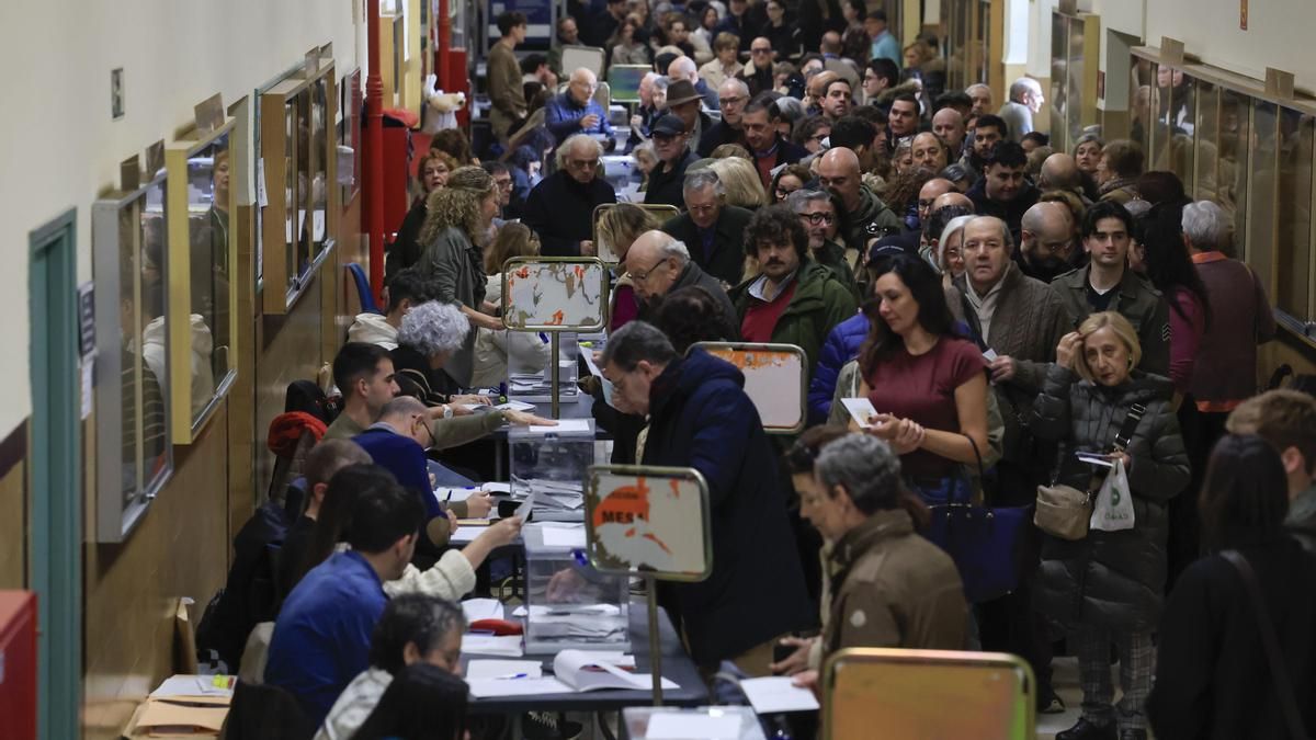 La participación en las elecciones de Aragón se mantiene cerca del 41% a las 14.00 horas, similar a la de 2023