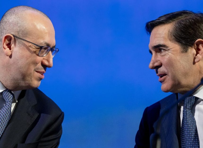 El presidente de BBVA subió su sueldo un 14,7% en 2025 a pesar del fracaso de la OPA por Sabadell
