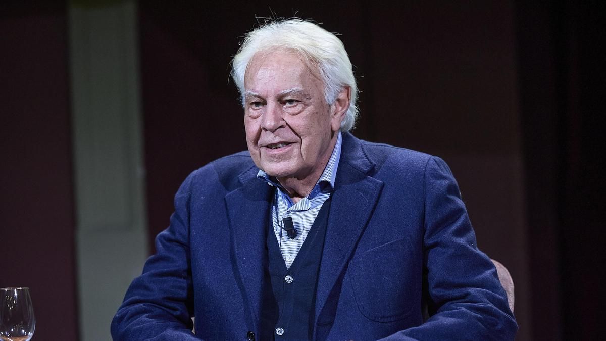 Ministros y cargos del PSOE lamentan las críticas de Felipe González: «Nosotros nos fajamos por él y aguantamos momentos difíciles»