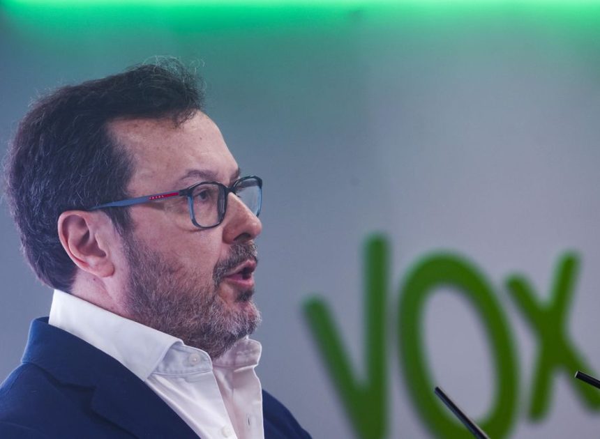 Vox pide a Azcón entrar en el gobierno de Aragón tras duplicar sus escaños