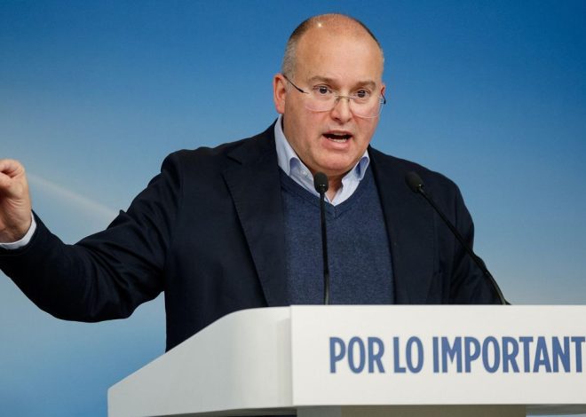 Miguel Tellado elogia la «valentía» de Vito Quiles y lo compara con el Gran Wyoming