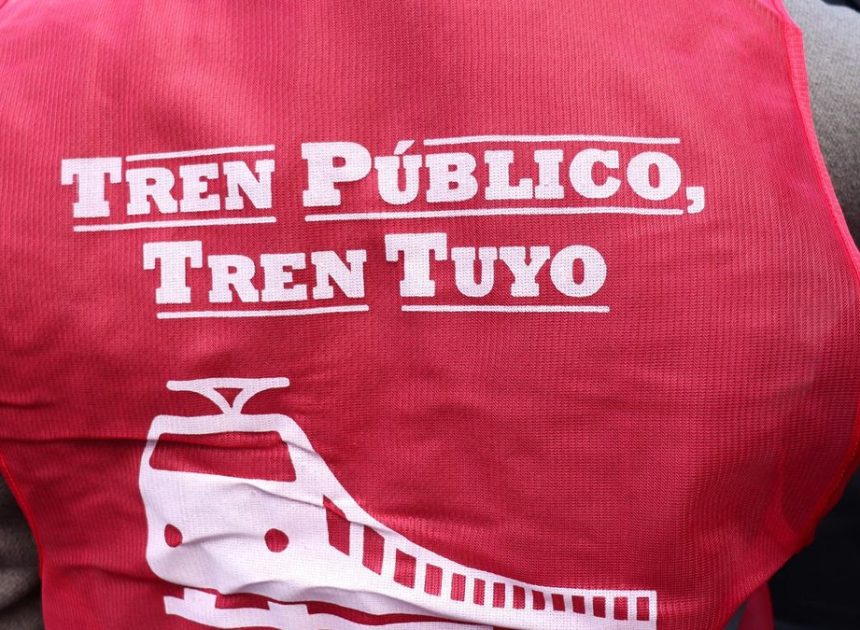 Los trabajadores de Adif y Renfe protestan tras los últimos accidentes: «Hay que actuar de forma radical”