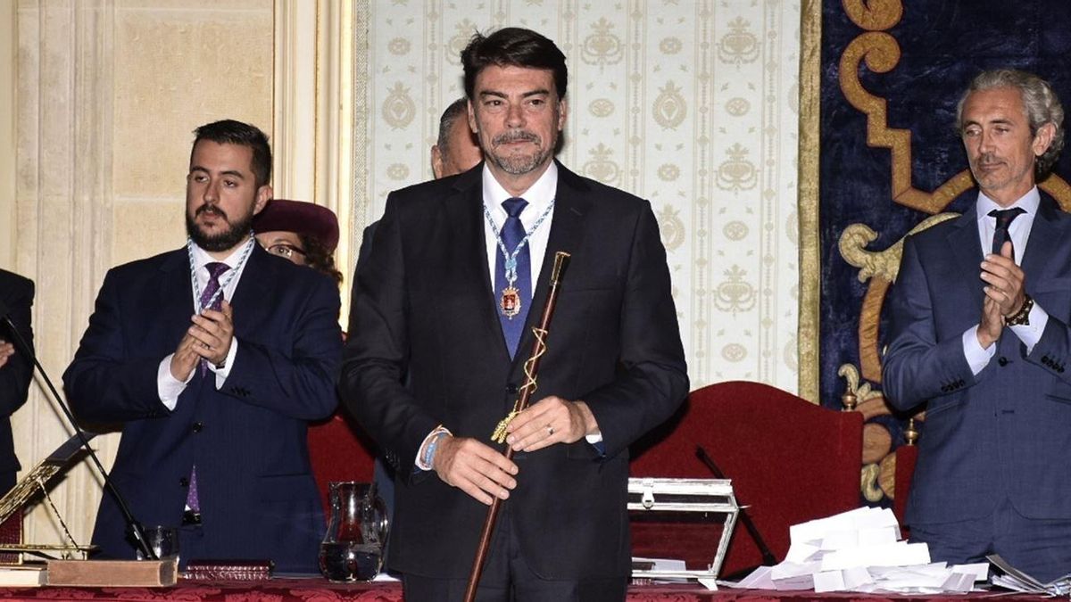 Un informe del Ayuntamiento de Alicante alertó sin consecuencias de que funcionarios que tramitaron las VPO se quedaron pisos