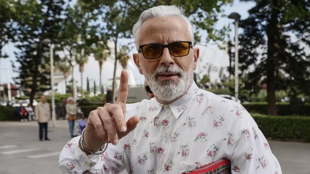 El fiscal anticorrupción selecciona una hora de grabaciones del ‘yonqui del dinero’ para ‘pincharlas’ en el juicio