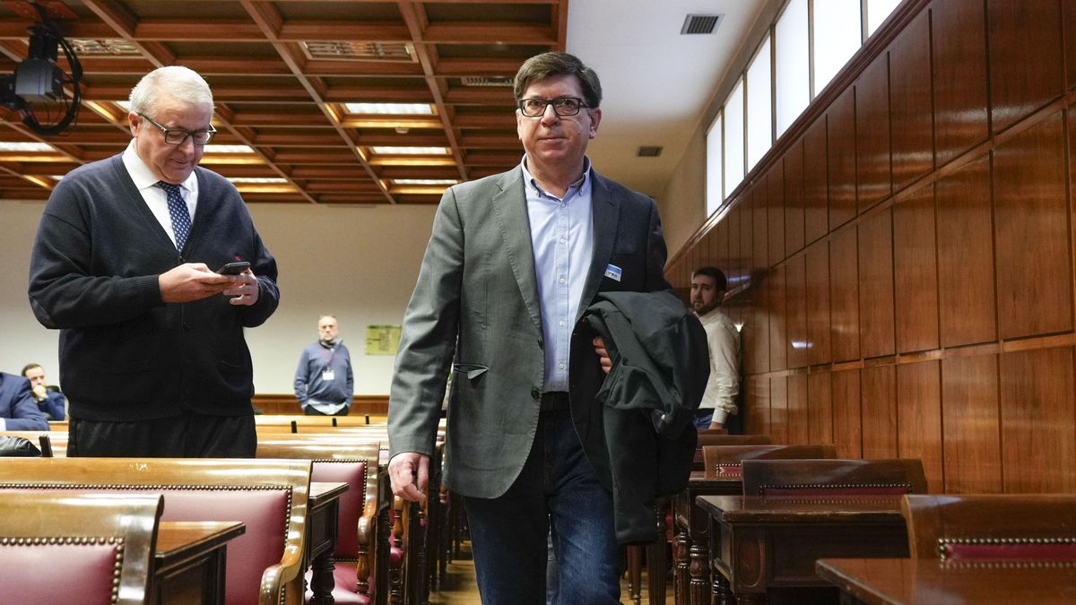 Paco Salazar niega en el Senado las acusaciones de acoso sexual a las que el PSOE dio «verosimilitud»: «He respetado a todas las compañeras»