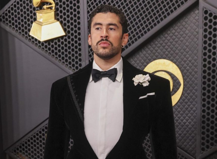Bad Bunny carga contra el ICE en los Grammy: “No somos salvajes, somos humanos y somos estadounidenses”