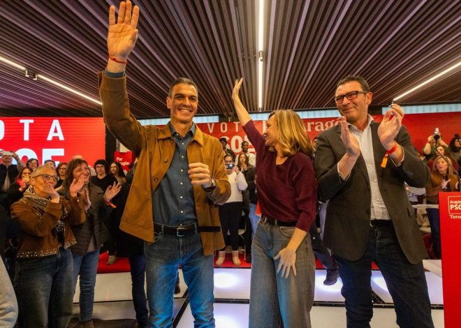 Insultan a Pedro Sánchez durante un mitin en Teruel y el presidente responde: «No tienen argumentos»