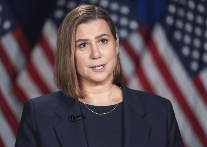 Un gran jurado rechaza el intento de Trump de acusar a los congresistas demócratas que instaron a las tropas a no acatar órdenes ilegales