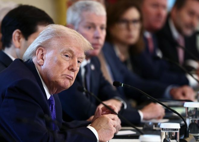 Trump levanta las sanciones al petróleo venezolano y autoriza a Repsol y otras compañías a comerciar con Caracas