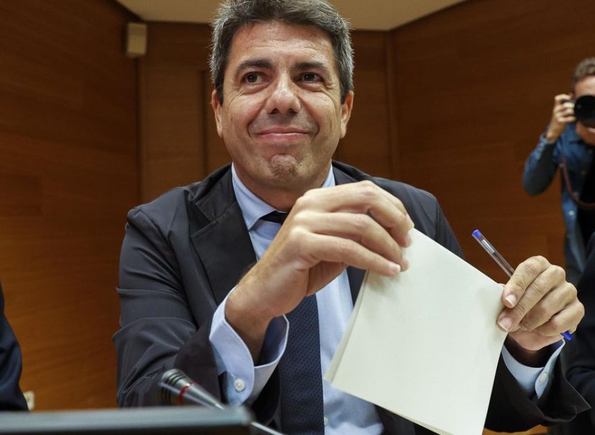 El Gobierno de Pérez Llorca se opone a modificar la ley que permitirá a Mazón sueldo y asesores como expresidente