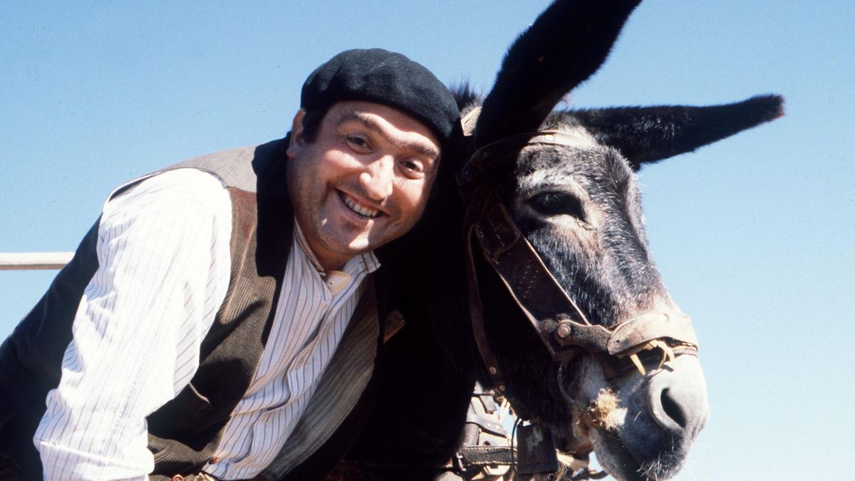 Fernando Esteso, el pícaro rural que mostró en el cine la desigual llegada de la modernidad a España